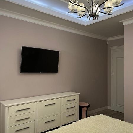 Apartament In The Center Of Chisinau Eksteriør bilde