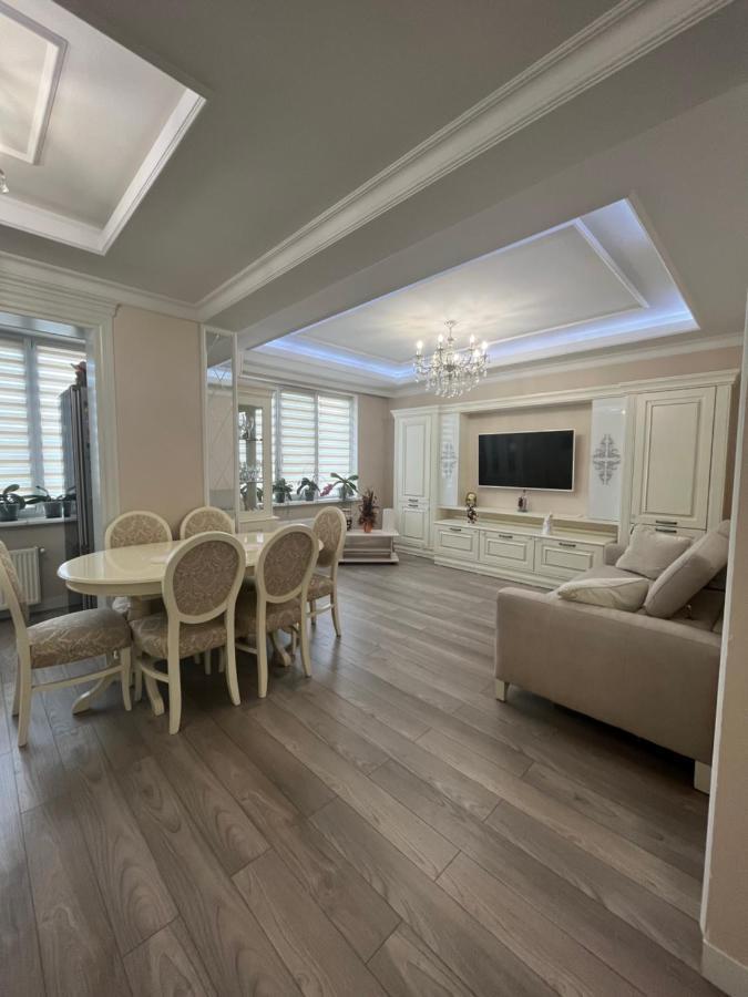 Apartament In The Center Of Chisinau Eksteriør bilde